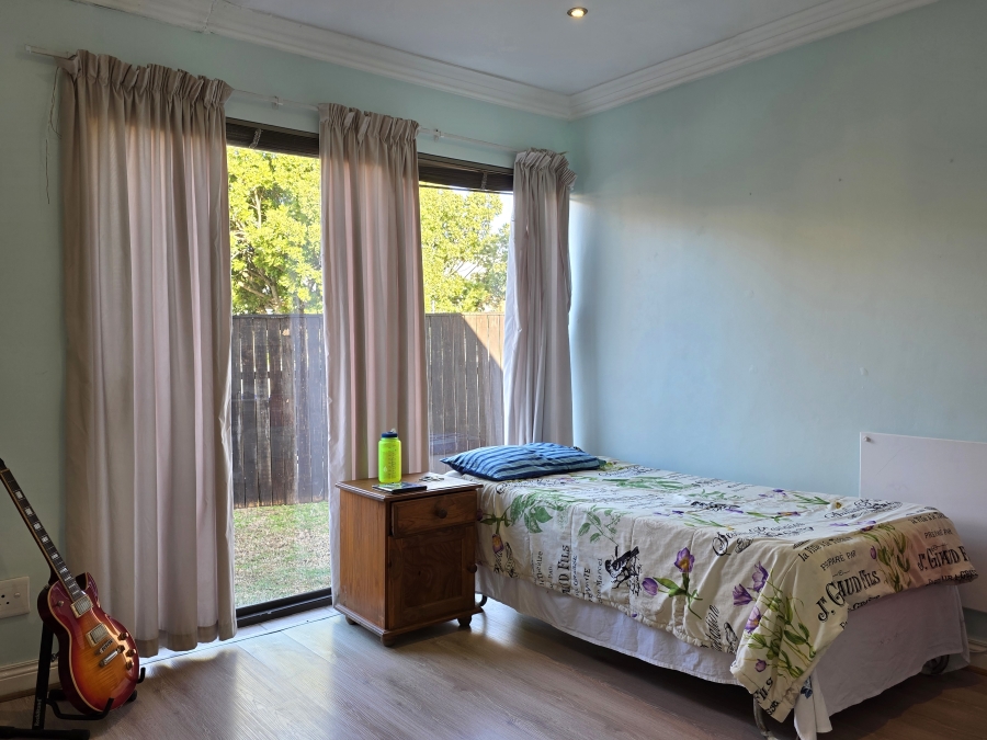 3 Bedroom Property for Sale in Wavecrest Eastern Cape